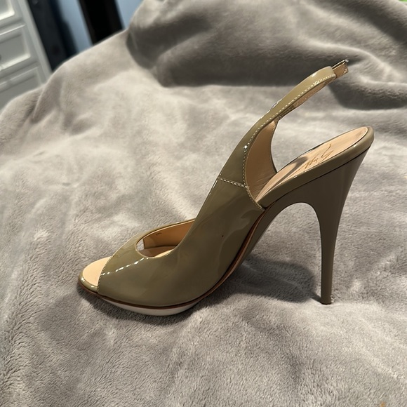 Giuseppe Zanotti patent leather heels.  Nude/neutral color. - Picture 3 of 4